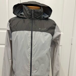 Columbia Men's Two-Tone Windbreaker